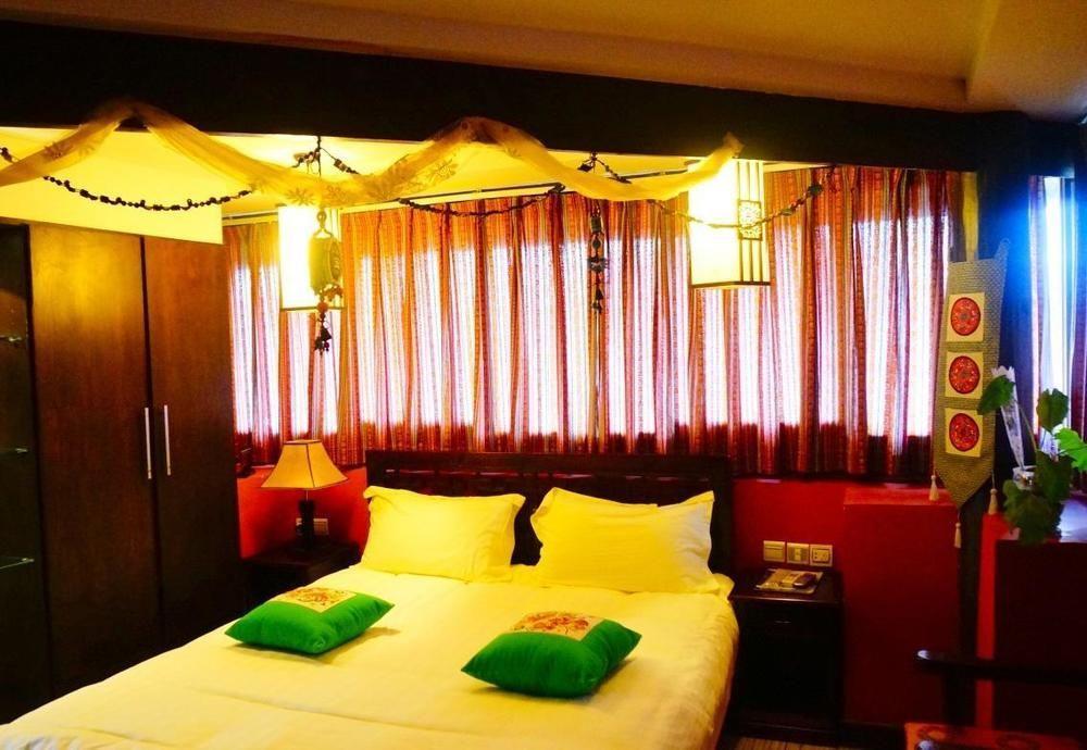 Lijiang Wangjia Courtyard Inn Zewnętrze zdjęcie