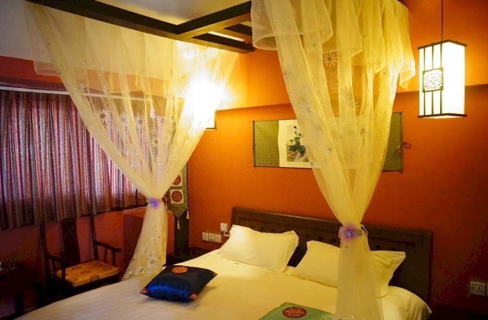 Lijiang Wangjia Courtyard Inn Zewnętrze zdjęcie