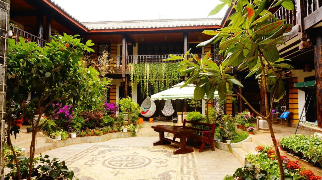 Lijiang Wangjia Courtyard Inn Zewnętrze zdjęcie