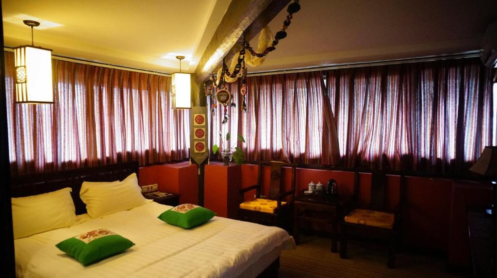 Lijiang Wangjia Courtyard Inn Pokój zdjęcie